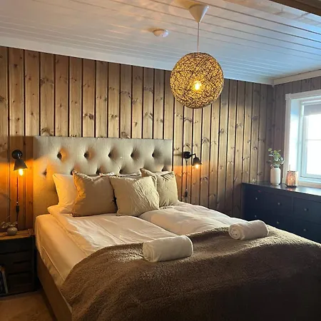 Chalet Jacuzzi & Sauna Hilltop With River Views *