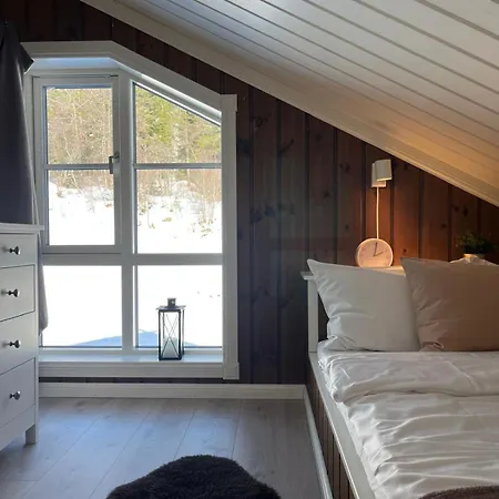 Jacuzzi & Sauna Hilltop With River Views Chalet Voss