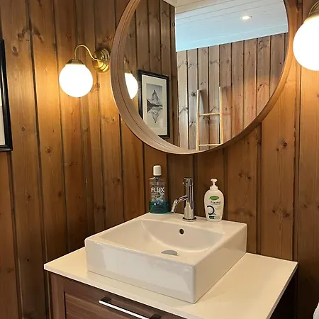 Chalet Jacuzzi & Sauna Hilltop With River Views Voss